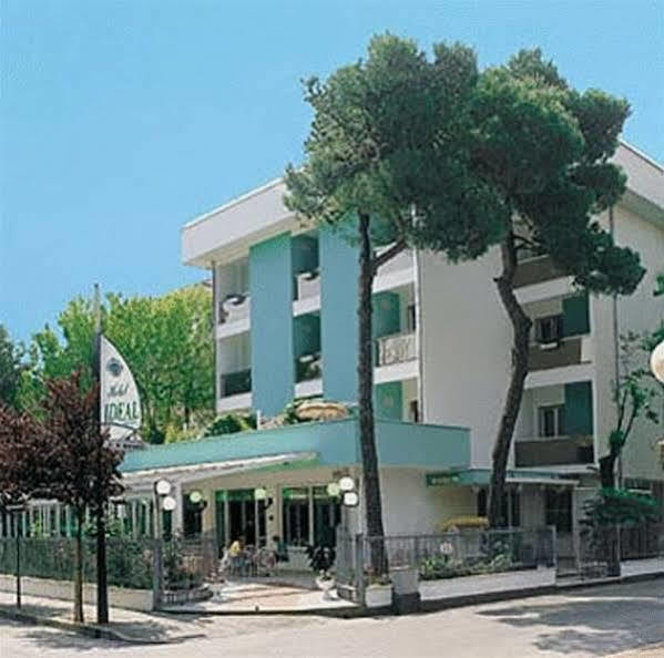 Hotel Ideal Bianchini Riccione Dış mekan fotoğraf